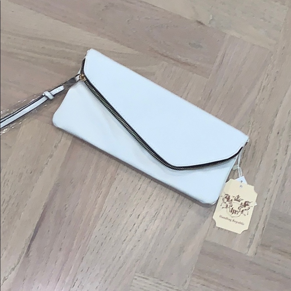 White clutch
